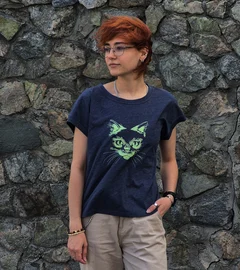 кот, флюрисцент, вышивка